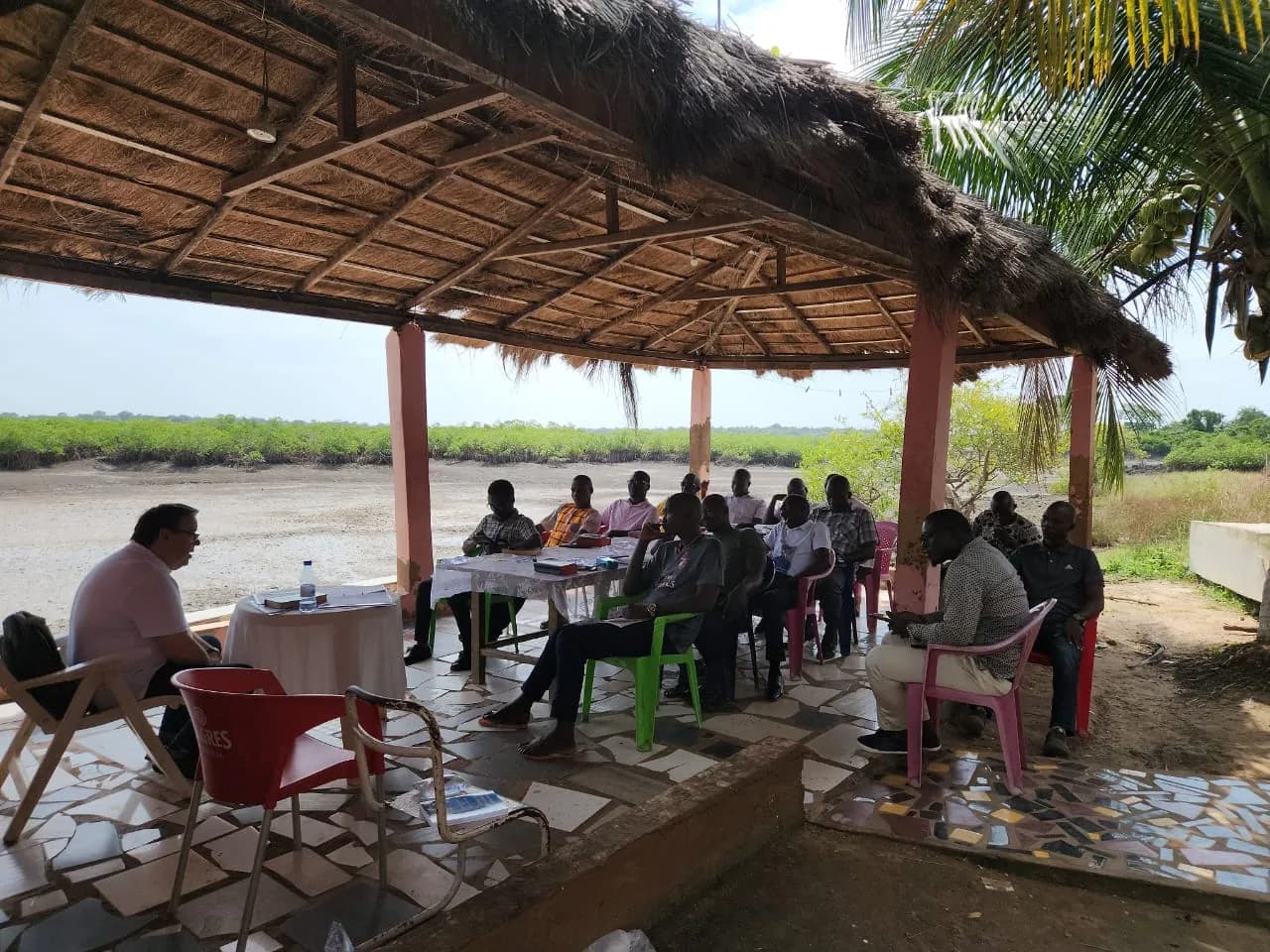 Primeiro Simpósio da Liga em Quinhamel - imagem 2