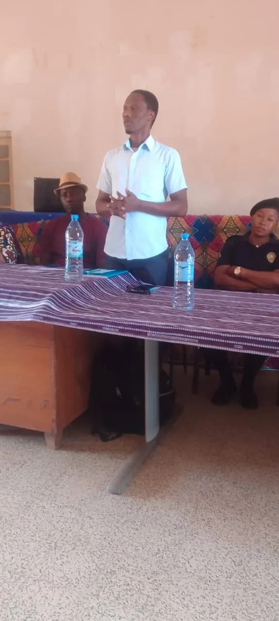 Reunião Alargada com Autoridades em Catió - imagem 3